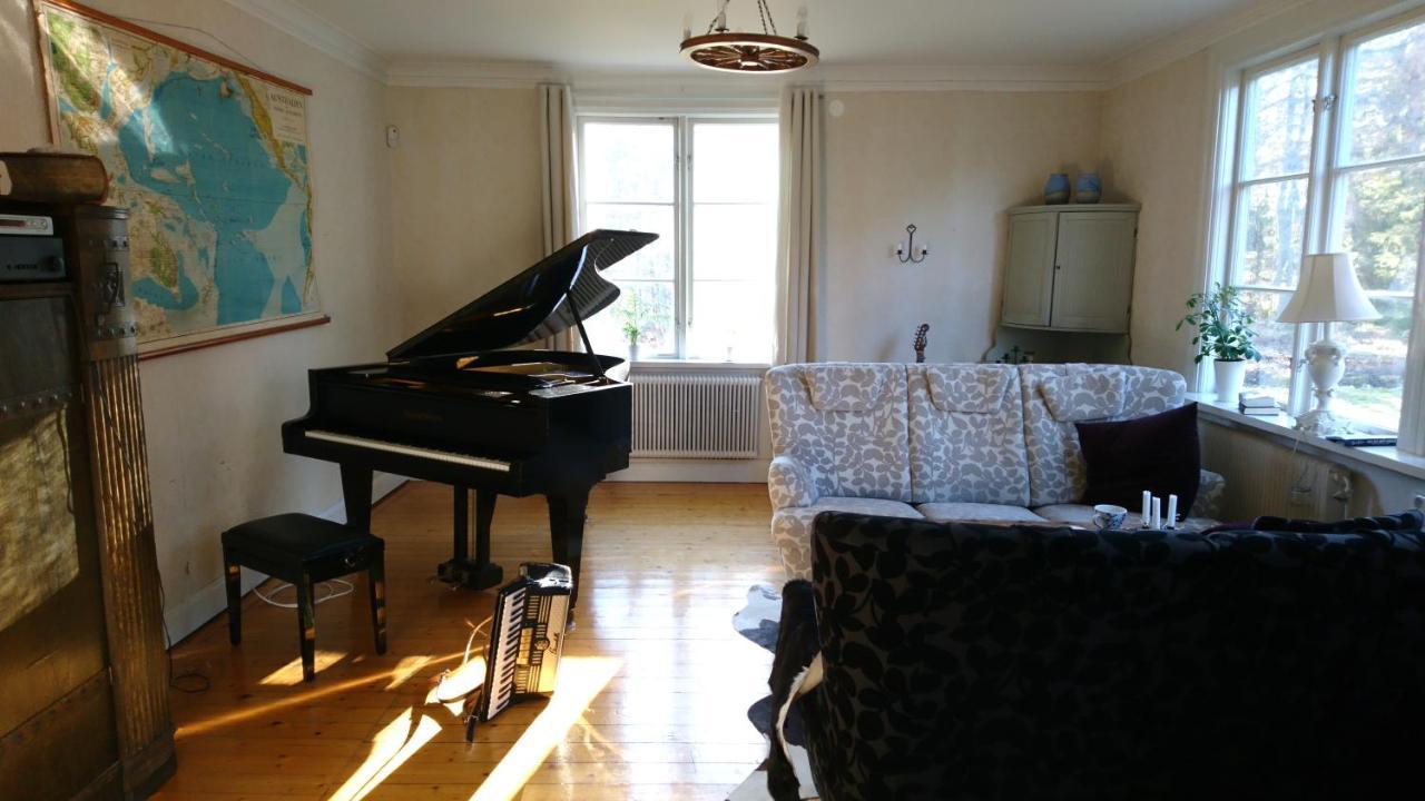 Skogstorp Hvilohem Bed & Breakfast Mullhyttan Exterior photo